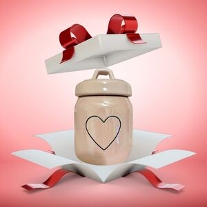 NWT Rae Dunn Small Valentine Iridescent Pink Heart 🩷 Canister